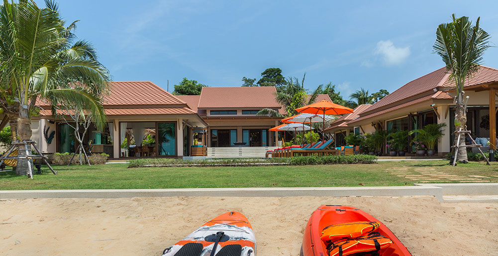 Angthong Villa